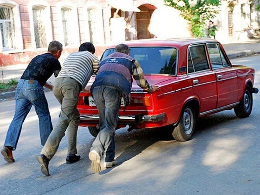 Заводим машину с толкача