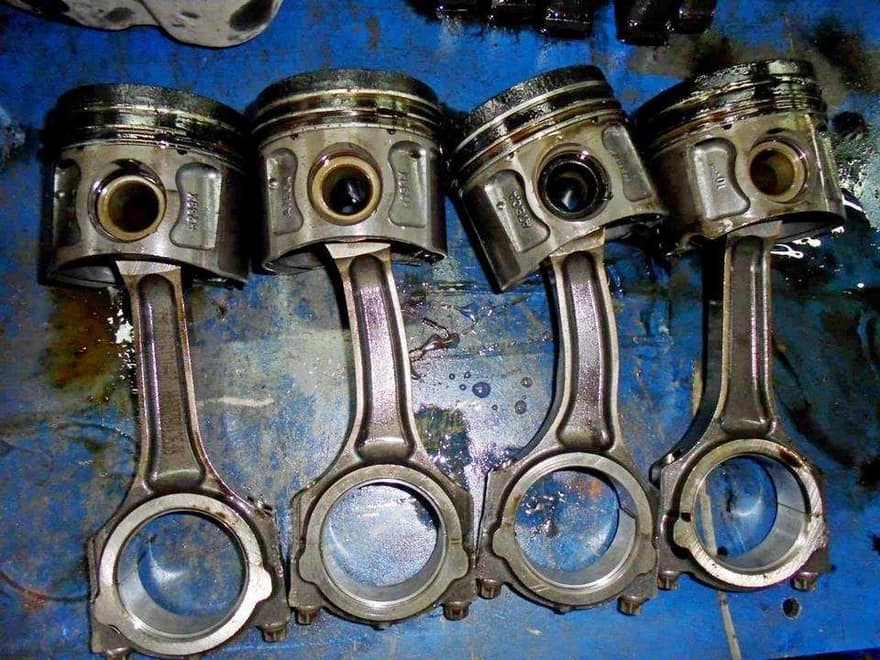 Деформированные шатуны